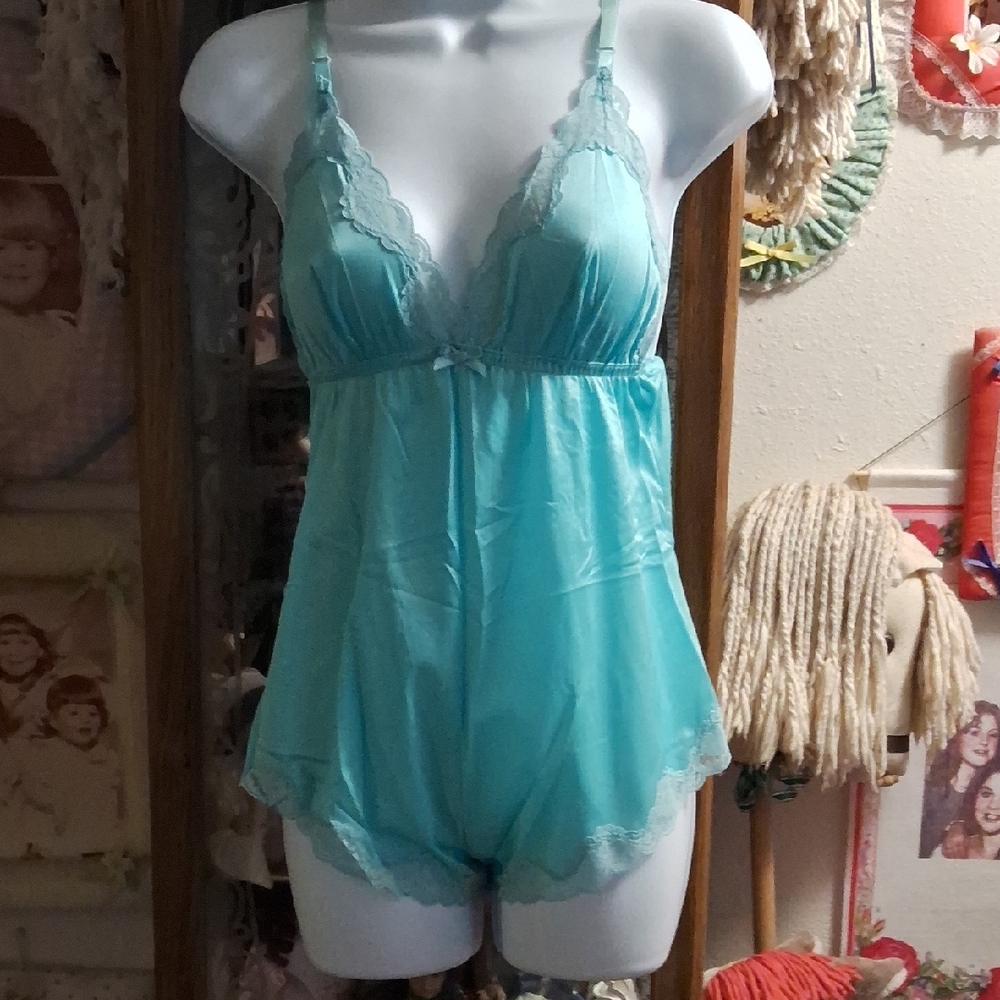 Vintage 90's,SEXY,Turquoise,Lace Trimmed,Teddy/Bodysuit🩵🩵